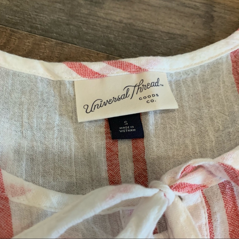 Universal Thread Ruffle Neckline Red Striped Top - image 4